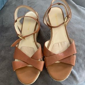 Jones New York sandals